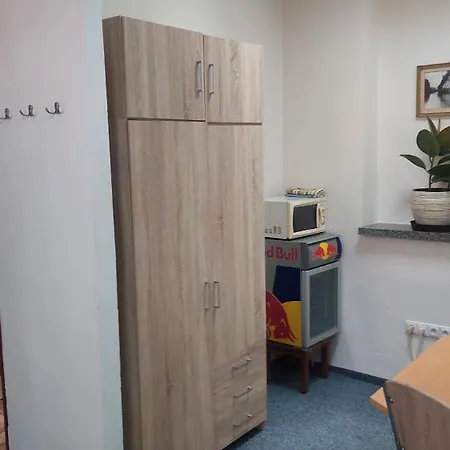 Tgm 게스트하우스 Příbram