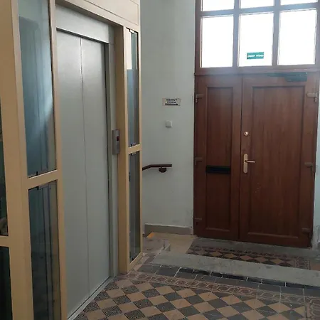 Guest house Tgm 3*